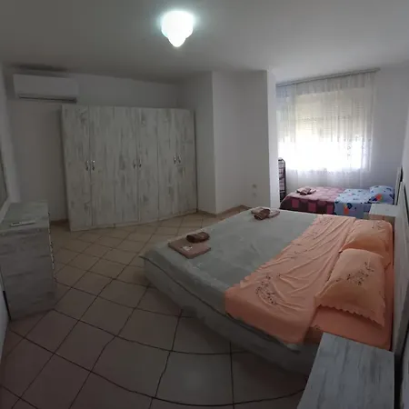 Apartment New In The Center *