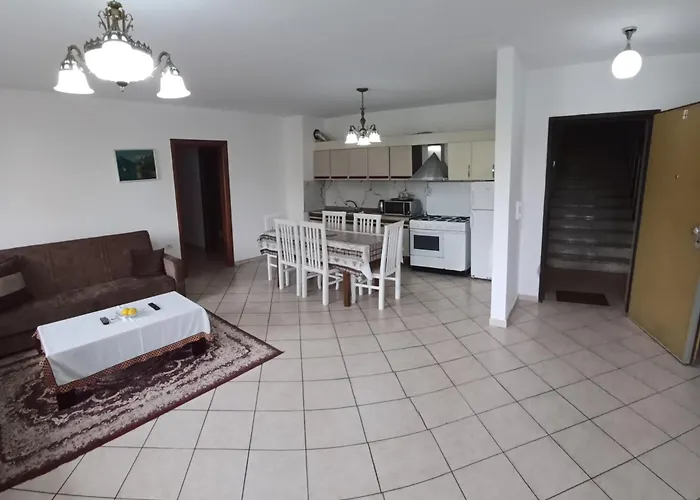 New In The Center Shkodër